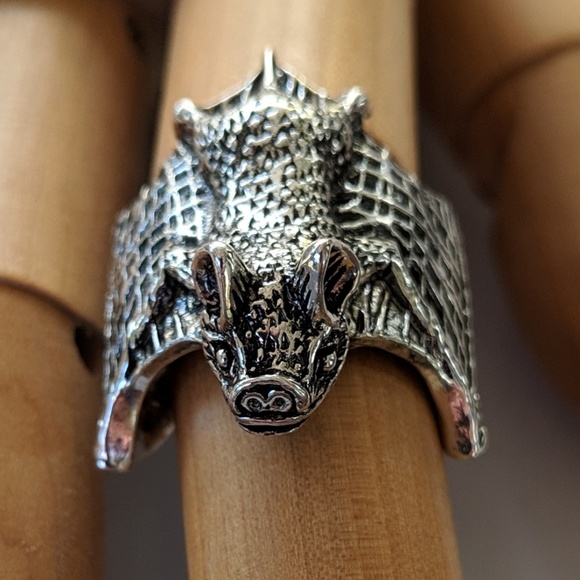 Flying Bat  Gothic Metal Adjustable Ring NWOT - Picture 1 of 5